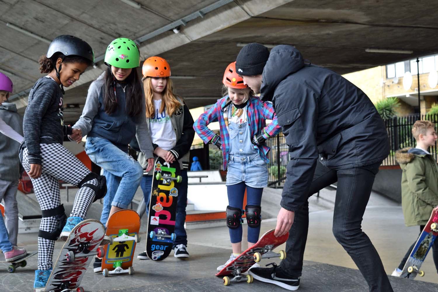 Beginner Sessions Group Lessons BAYSIXTY6 Skate Park LEARN TO SKATEBOARD 