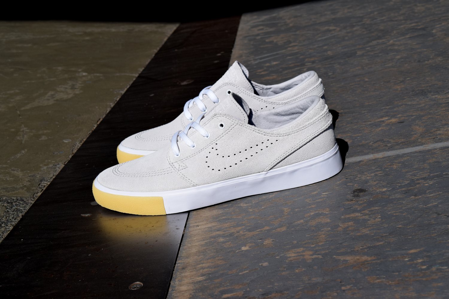 Nike SB Stefan Janoski RM SE White White-Vast Grey-Gum Yellow at BAYSIXTY6 Skate Shop cu